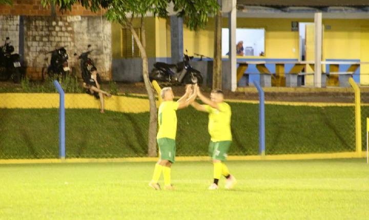 Com Catatau de ‘garçom’, Palmeiras vence São Clemente e sai em vantagem na final do Master 50+