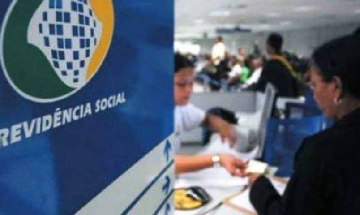 Governo decide antecipar 13º de aposentados do INSS