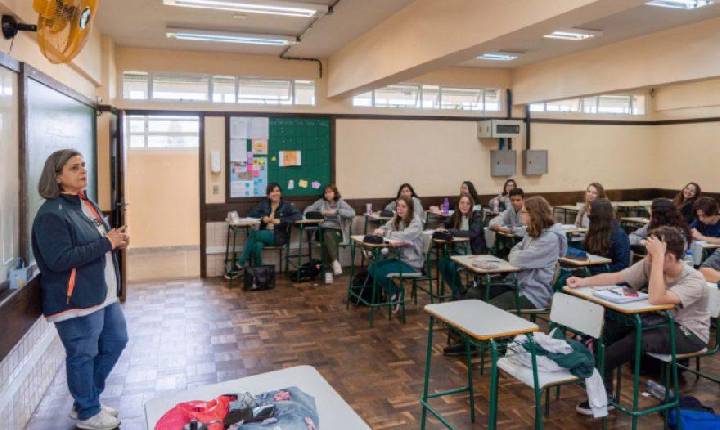 Governo do Paraná publica edital do concurso público para professores