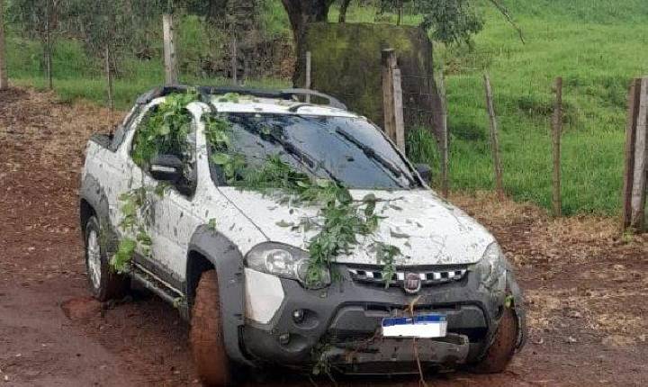 Polícia Militar apreende veículo carregado com maconha em Santa Helena