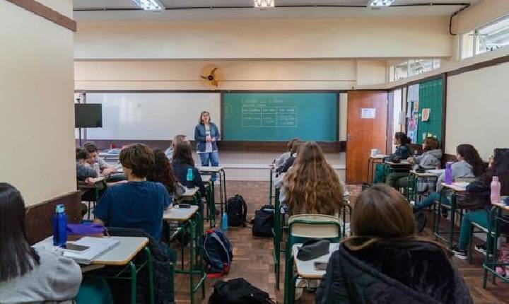 Rede estadual de ensino abre matrícula e rematrícula nesta segunda-feira