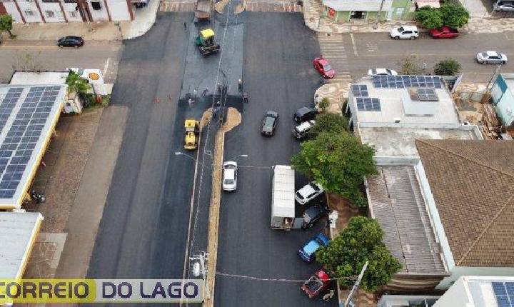 Revitalização avança na Avenida Brasil em Santa Helena e a cidade começa a ficar de cara nova