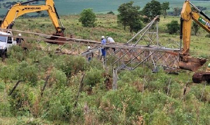 Torre de transmissão é danificada em São Pedro do Iguaçu: 'Ação humana', afirma delegado da PF