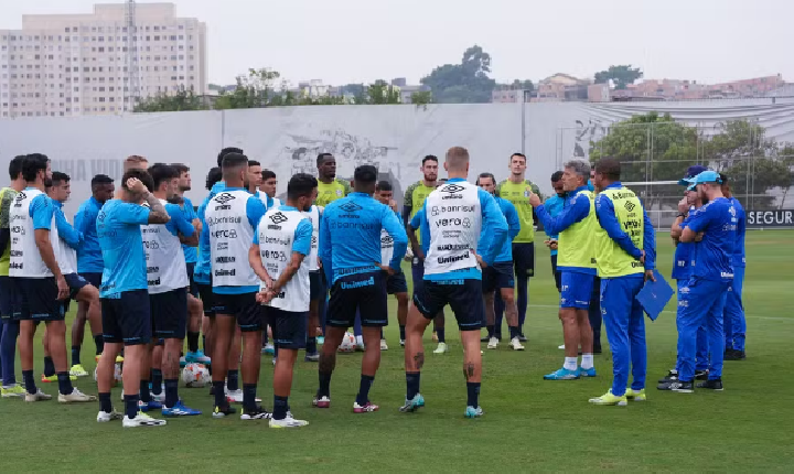 Veja novas datas e locais dos jogos de Grêmio e Internacional