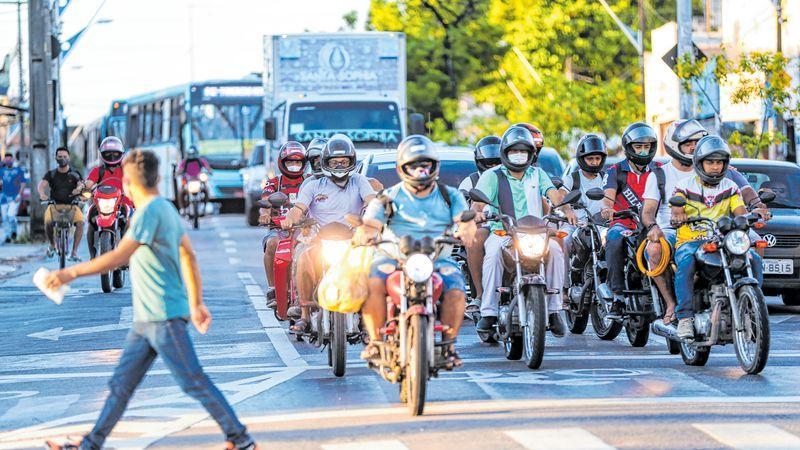 Número de motociclistas cresce mais de 50% em 10 anos, aponta associação