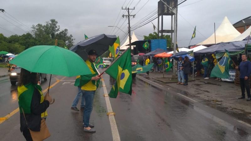 Manifestações completam 50 dias e apoiadores mantêm “esperança”