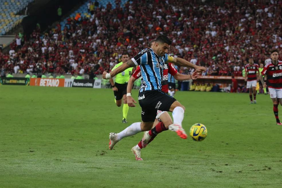 Destaque Grenal do dia: Grêmio perde novamente e dá adeus à Copa do Brasil; Inter fatura com venda de ex-jogadores