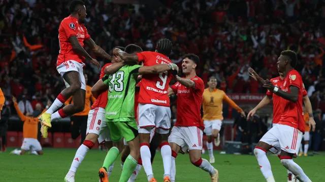 Destaque Grenal do Dia: Inter vence River nos pênaltis e avança na Libertadores; Luan tem data para reestreia no Grêmio