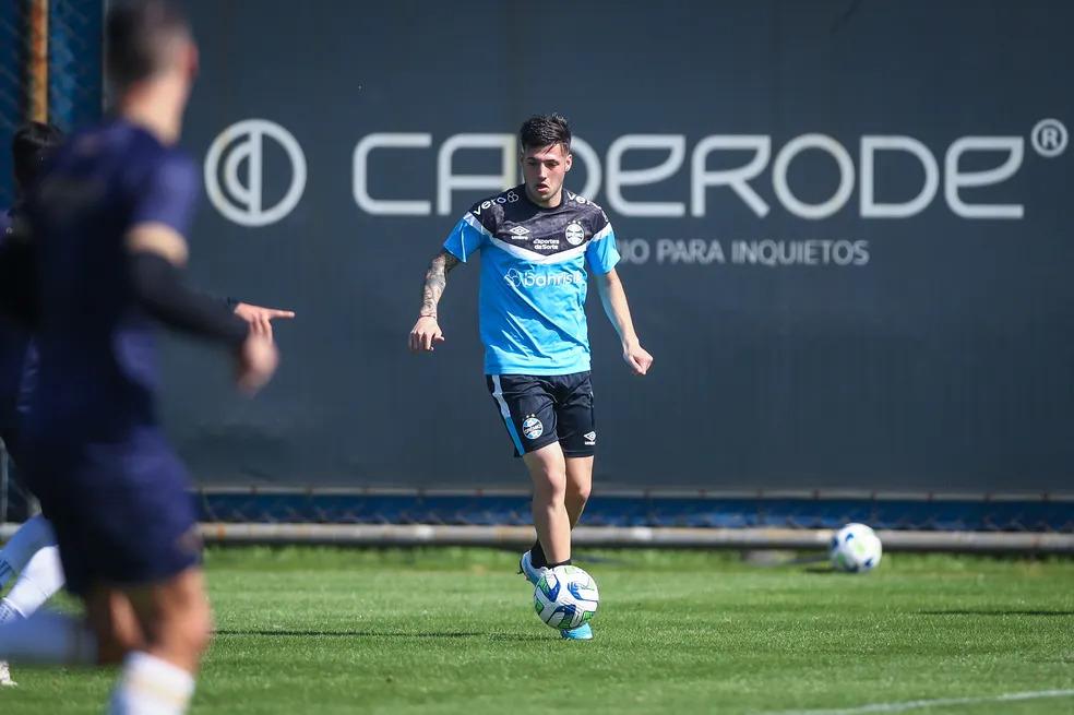 Grêmio vence jogo-treino contra Monsoon; Inter acumula premiações na Libertadores e supera meta