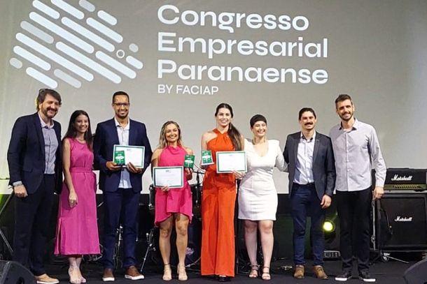 Cojem de Santa Helena é certificado com Selo Araucária em congresso empresarial