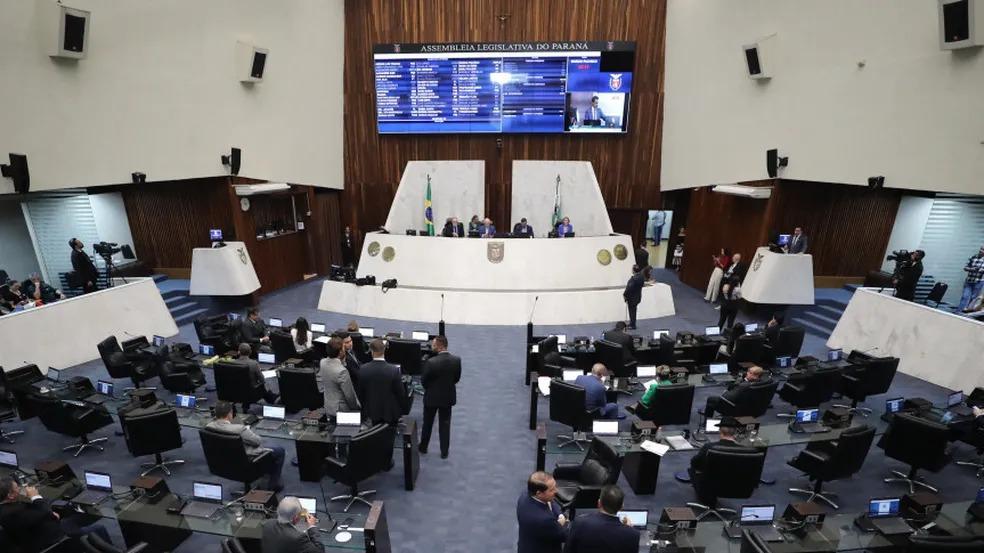 Deputados aprovam aumento da alíquota do ICMS no Paraná; veja voto a voto