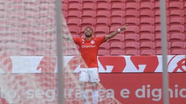 Grêmio vence jogo-treino após derrota no Gauchão; Inter derrota o Avenida