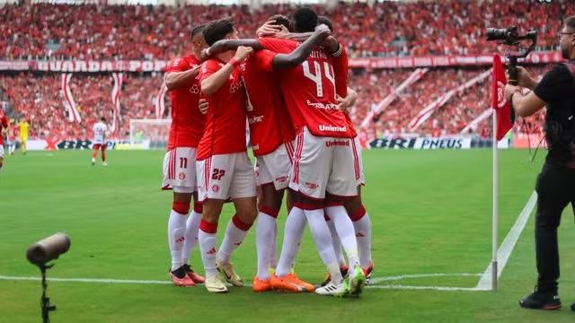 Inter e Grêmio vencem e avançam às semifinais do Gauchão