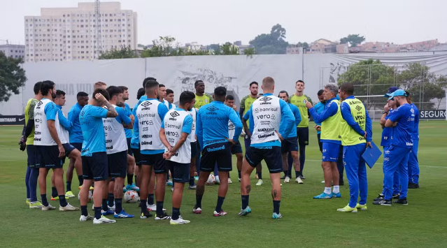 Veja novas datas e locais dos jogos de Grêmio e Internacional