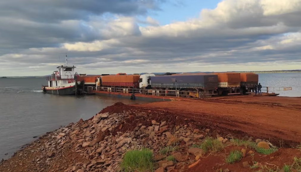 Porto do lado paraguaio é reaberto no lago de Itaipu, próximo a Santa Helena