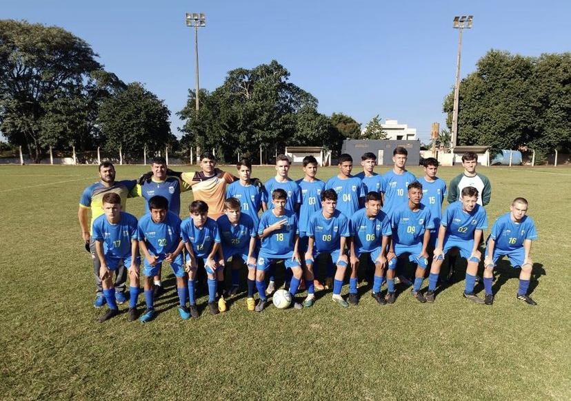 Santa Helena encara Matelândia em casa querendo a liderança isolada na Copa Amop de Futebol